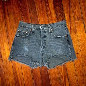 Levi’s 501 Black Shorts